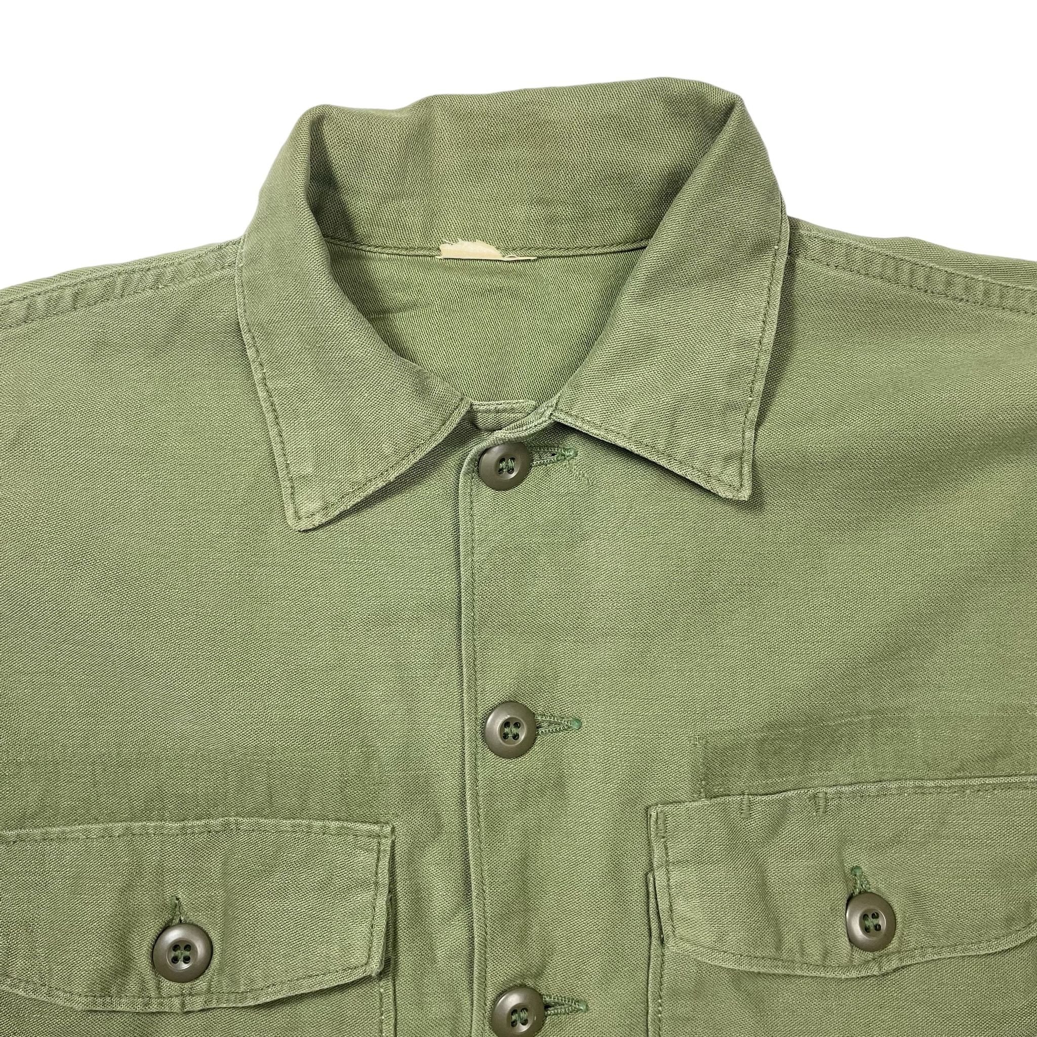 1960s US Army Vietnam War Embroidery Fatigue Shirt - Medium